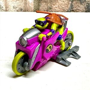 Teenage Mutant Ninja Turtles Donatello Motorcycle Backflip Riders Light Up TMNT